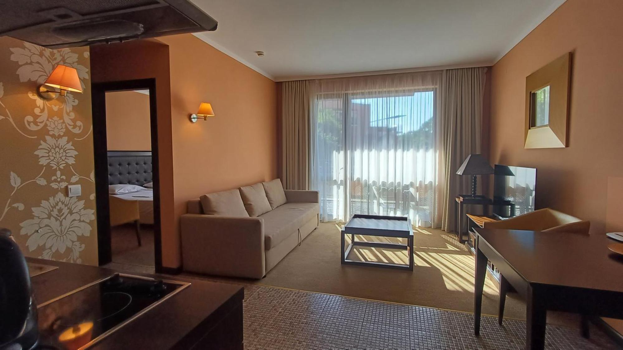 Royal Beach Private Apartments Pantai Sunny Bagian luar foto