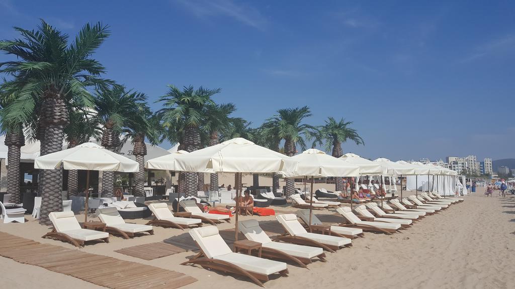 Royal Beach Private Apartments Pantai Sunny Bagian luar foto