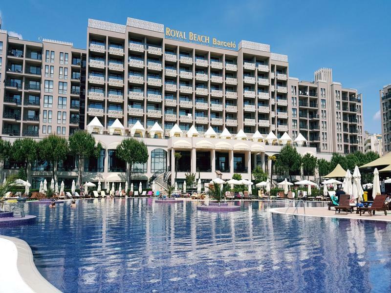 Royal Beach Private Apartments Pantai Sunny Bagian luar foto